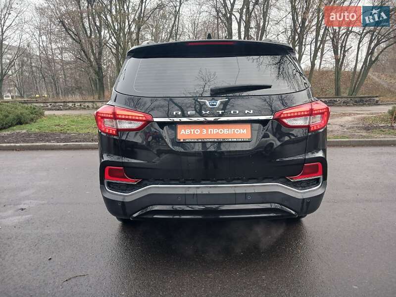 Внедорожник / Кроссовер SsangYong Rexton 2019 в Черкассах