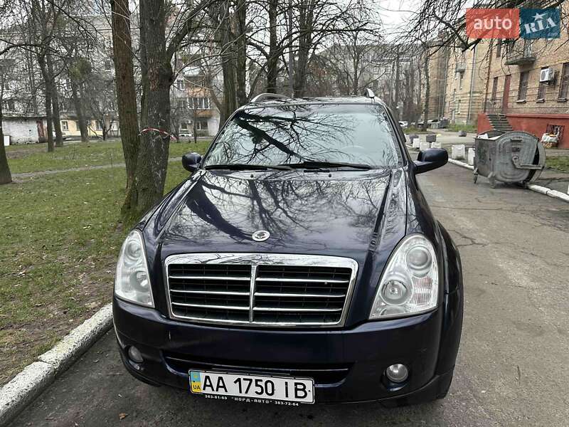 Внедорожник / Кроссовер SsangYong Rexton 2008 в Киеве