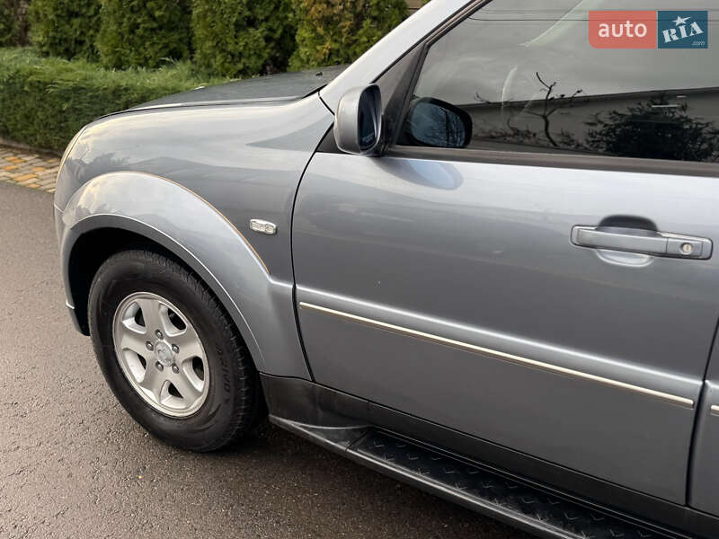 Внедорожник / Кроссовер SsangYong Rexton 2011 в Одессе