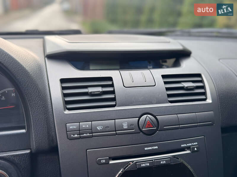 Внедорожник / Кроссовер SsangYong Rexton 2011 в Одессе