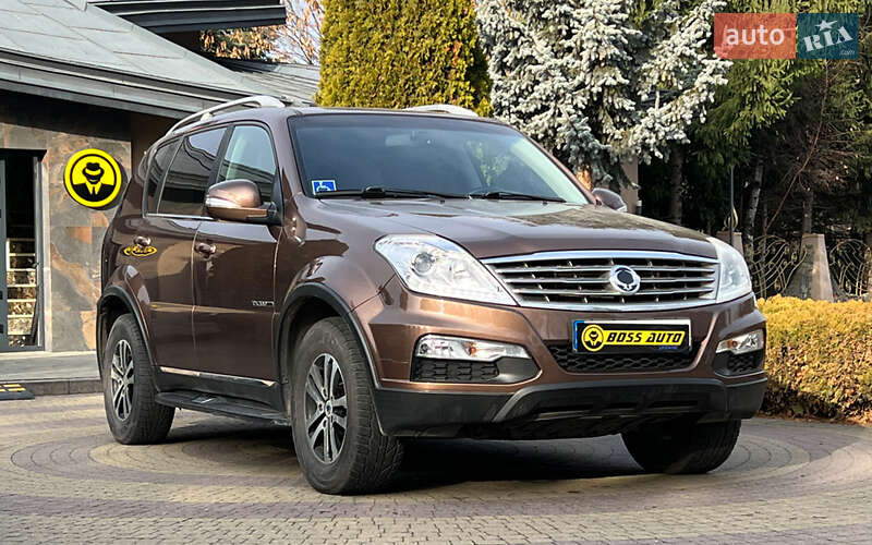 SsangYong Rexton 2015