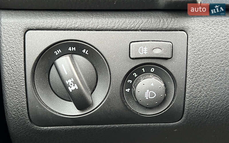 Внедорожник / Кроссовер SsangYong Rexton 2015 в Львове