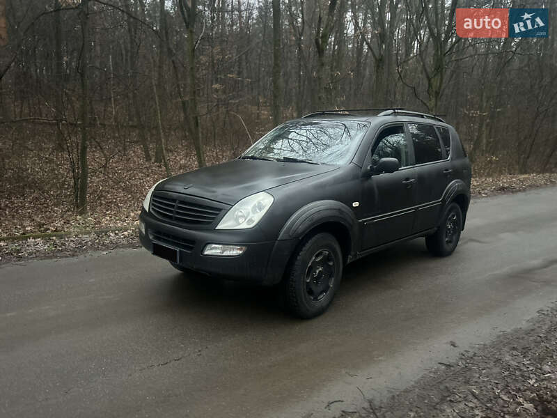 Внедорожник / Кроссовер SsangYong Rexton 2006 в Киеве