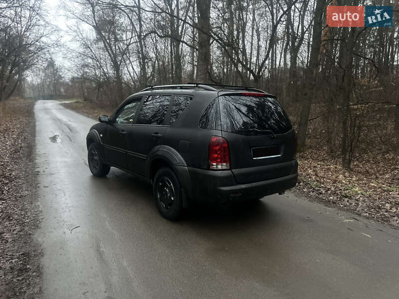 Внедорожник / Кроссовер SsangYong Rexton 2006 в Киеве