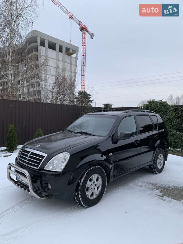Позашляховик / Кросовер SsangYong Rexton 2008 в Києві