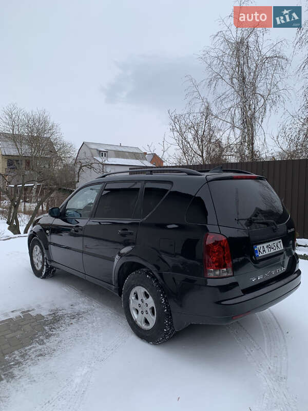 Позашляховик / Кросовер SsangYong Rexton 2008 в Києві