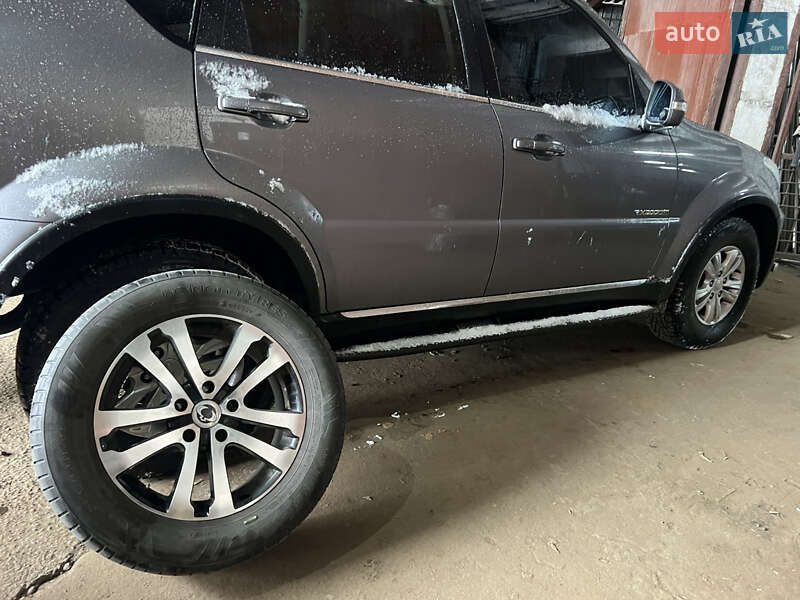 Внедорожник / Кроссовер SsangYong Rexton 2014 в Киеве