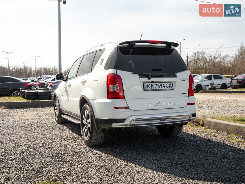 Внедорожник / Кроссовер SsangYong Rexton 2013 в Львове