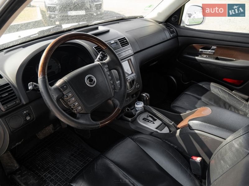 Внедорожник / Кроссовер SsangYong Rexton 2013 в Львове