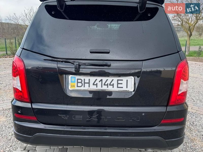 Внедорожник / Кроссовер SsangYong Rexton 2012 в Южном