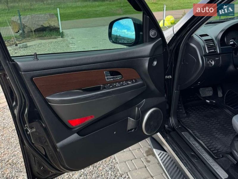 Внедорожник / Кроссовер SsangYong Rexton 2012 в Южном