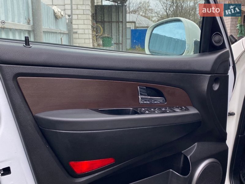 Внедорожник / Кроссовер SsangYong Rexton 2014 в Киеве фото 16 Внедорожник / Кроссовер SsangYong Rexton 2014 в Киеве