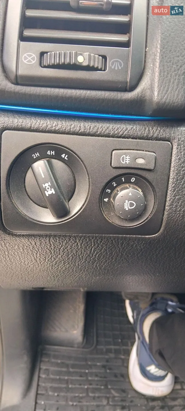 2012 SsangYong Rexton - мініатюра 5