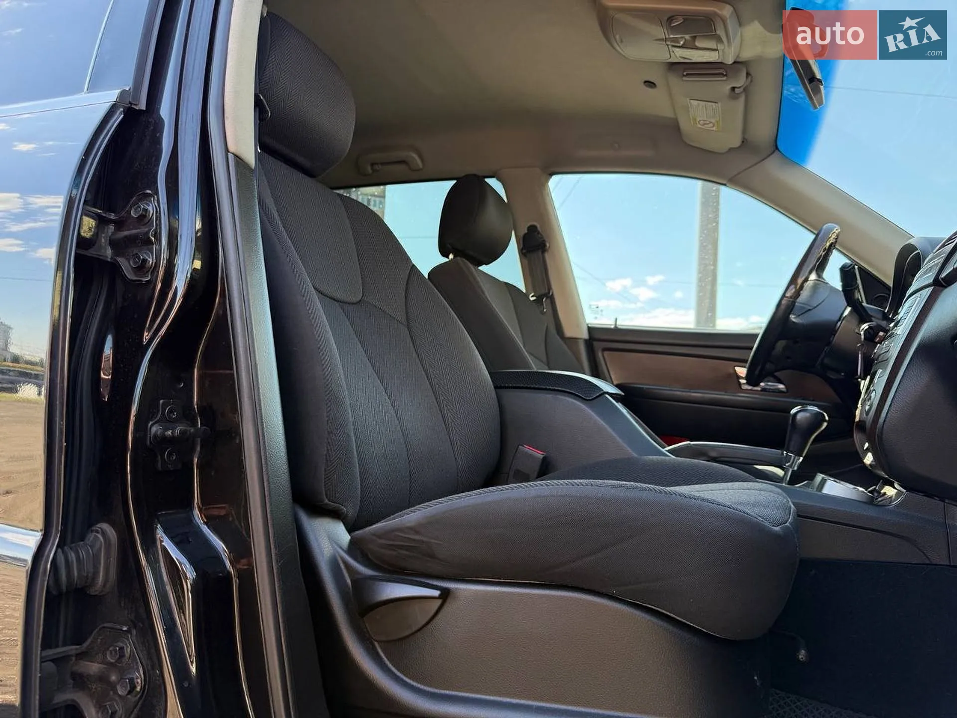 2014 SsangYong Rexton - мініатюра 12
