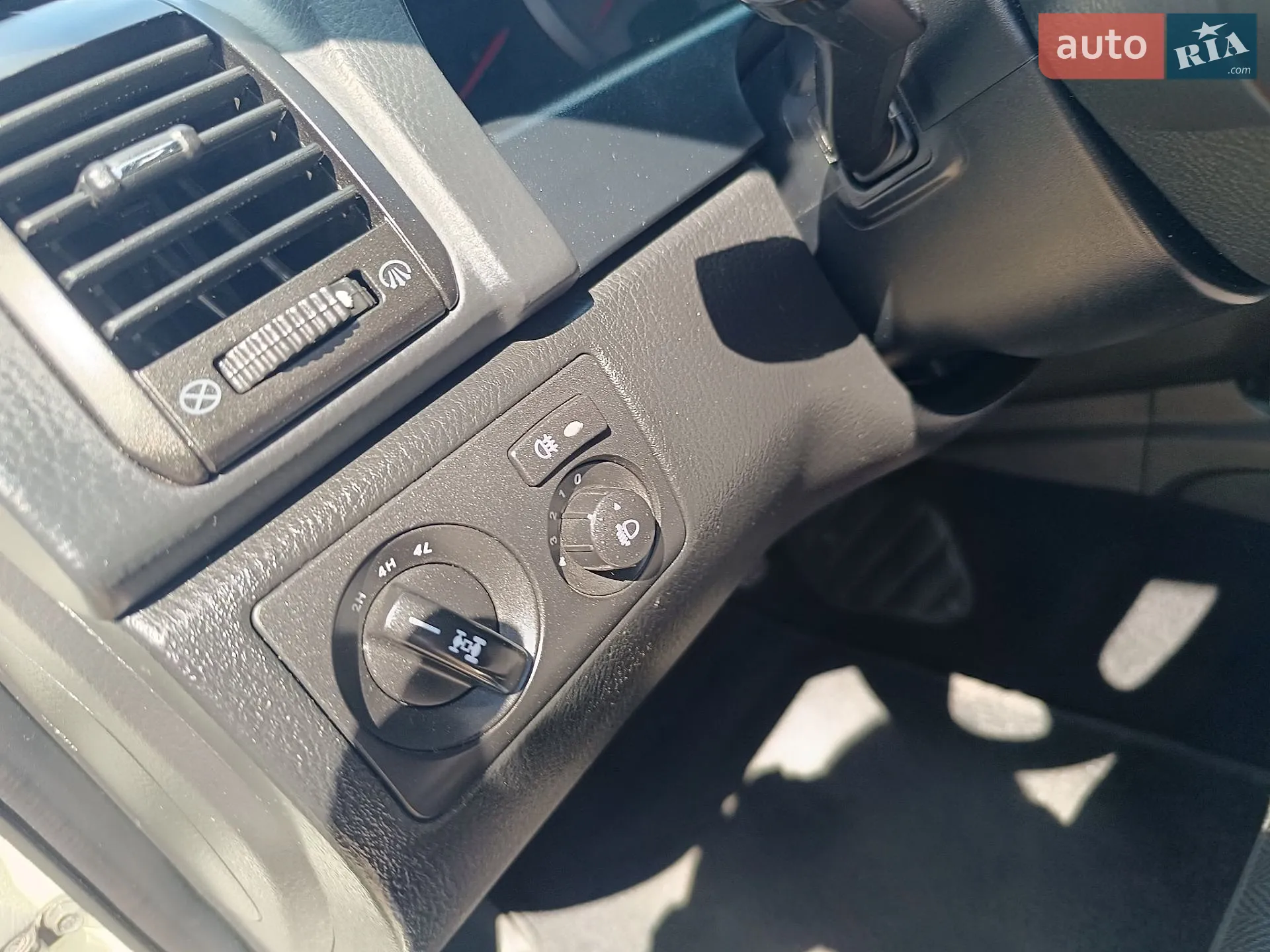 2014 SsangYong Rexton - мініатюра 22