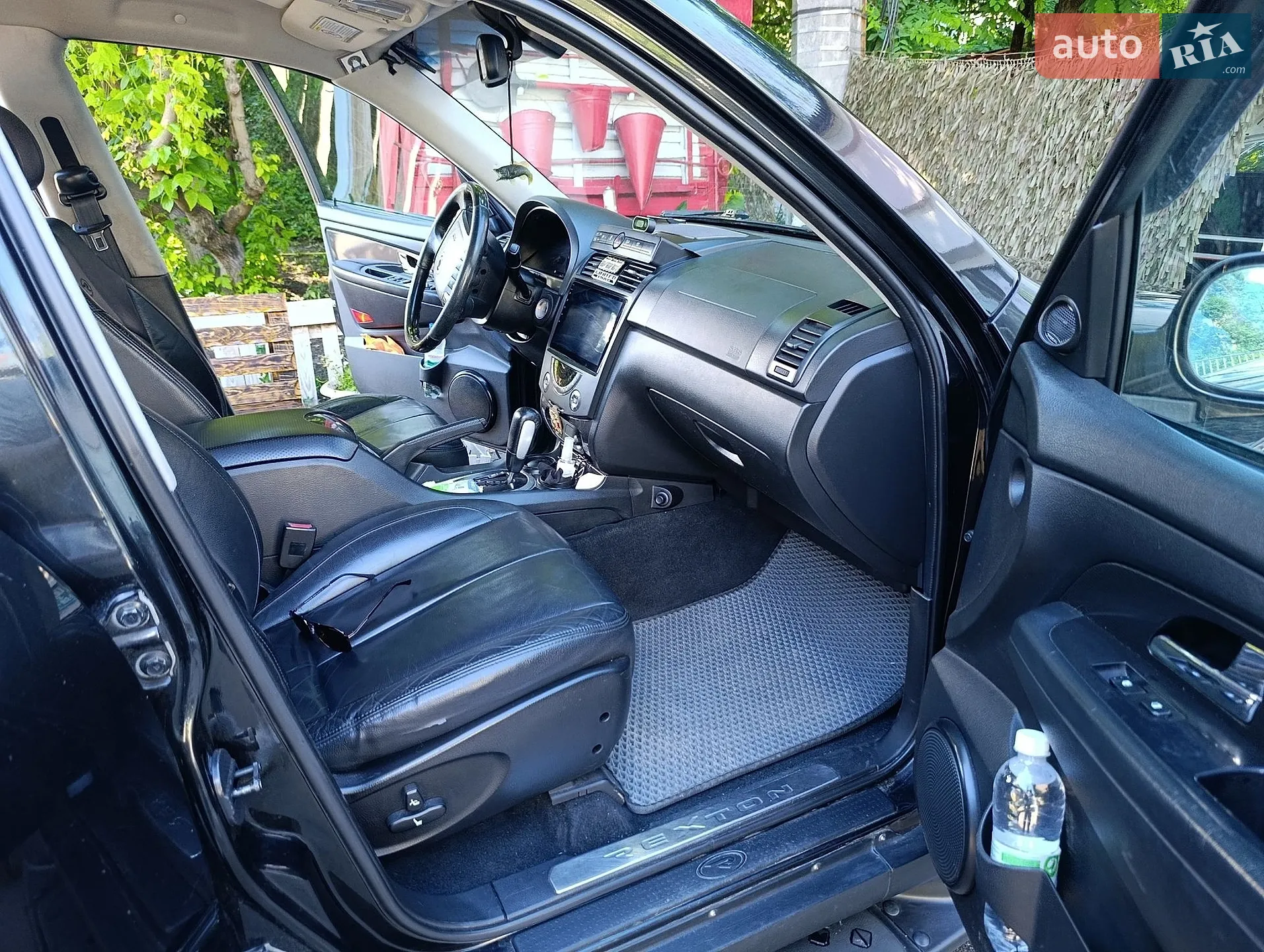 2010 SsangYong Rexton - мініатюра 2