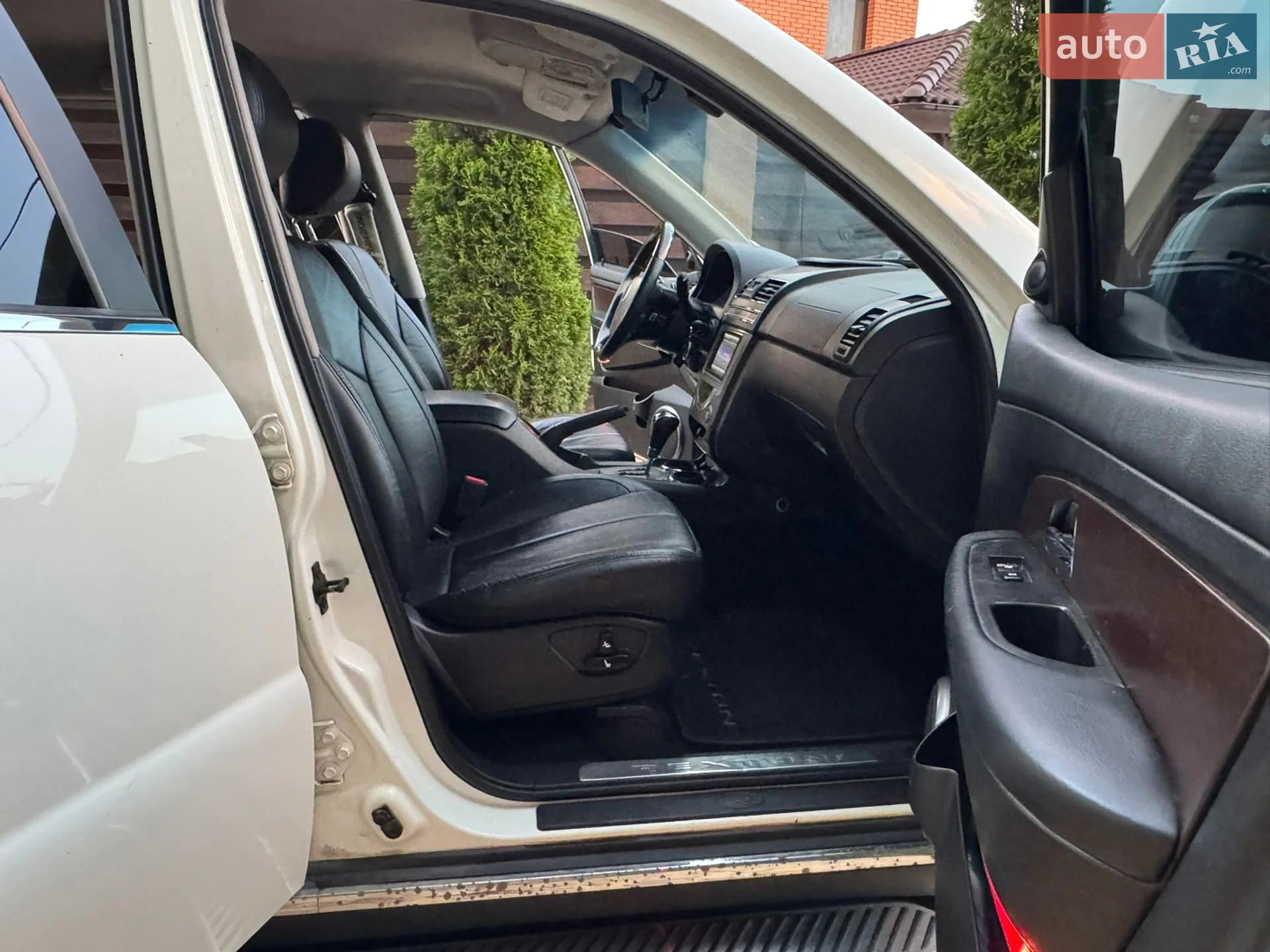 2012 SsangYong Rexton - мініатюра 32