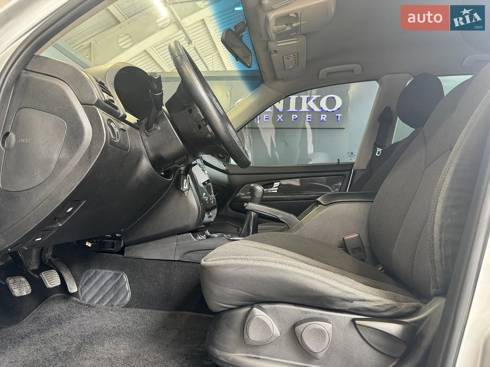 2012 SsangYong Rexton - мініатюра 20
