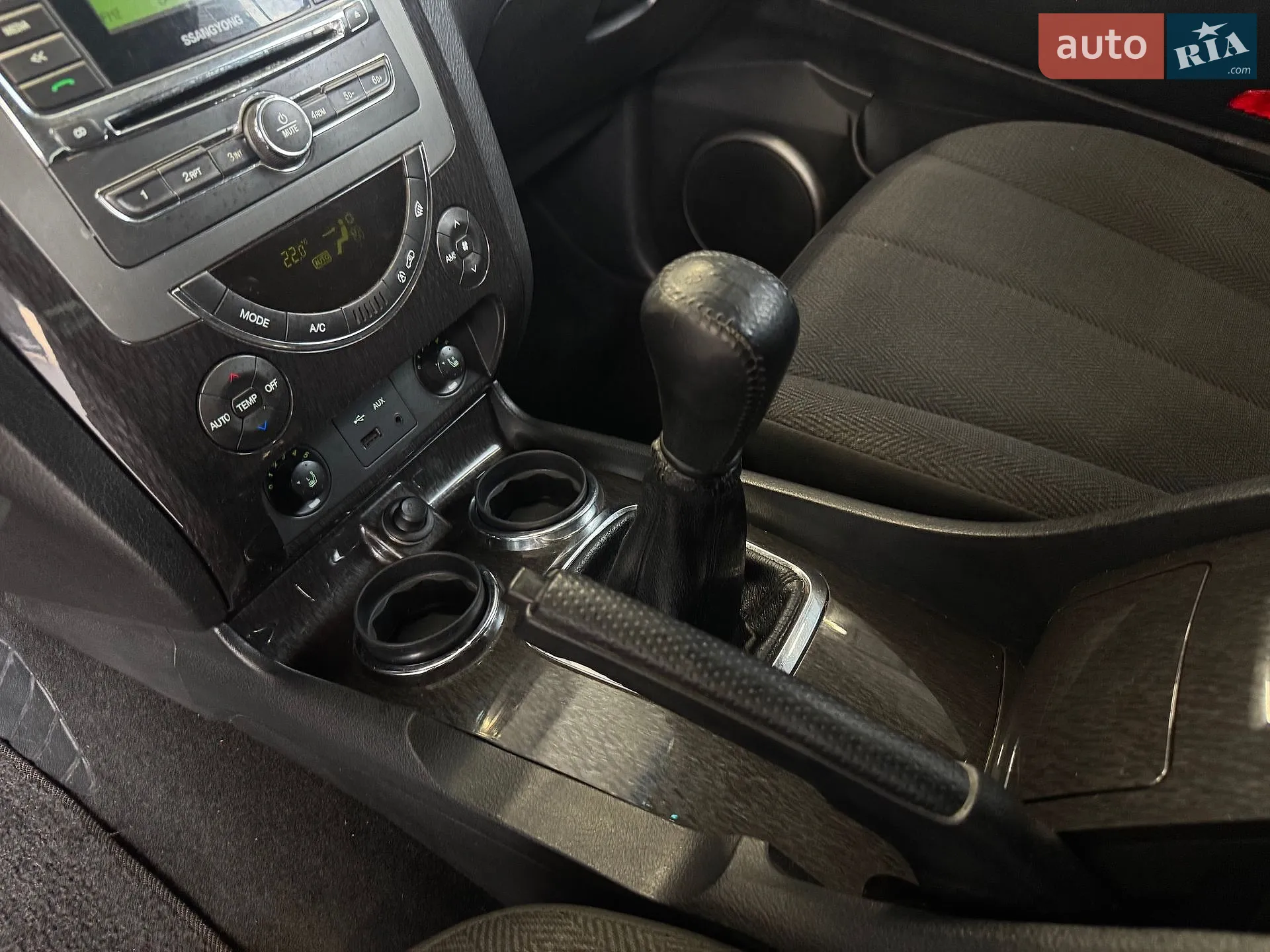 2012 SsangYong Rexton - мініатюра 27