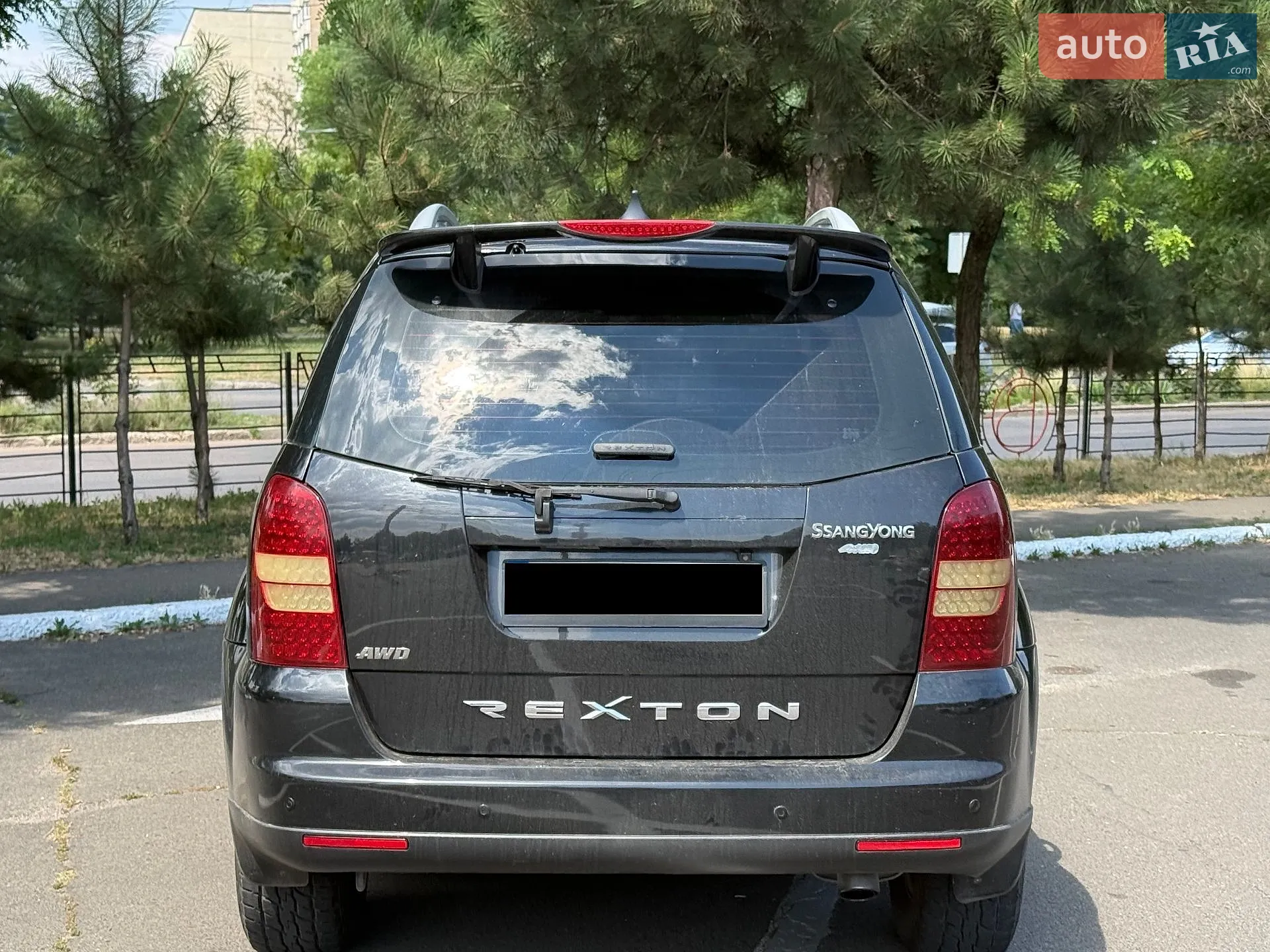 2010 SsangYong Rexton - мініатюра 12