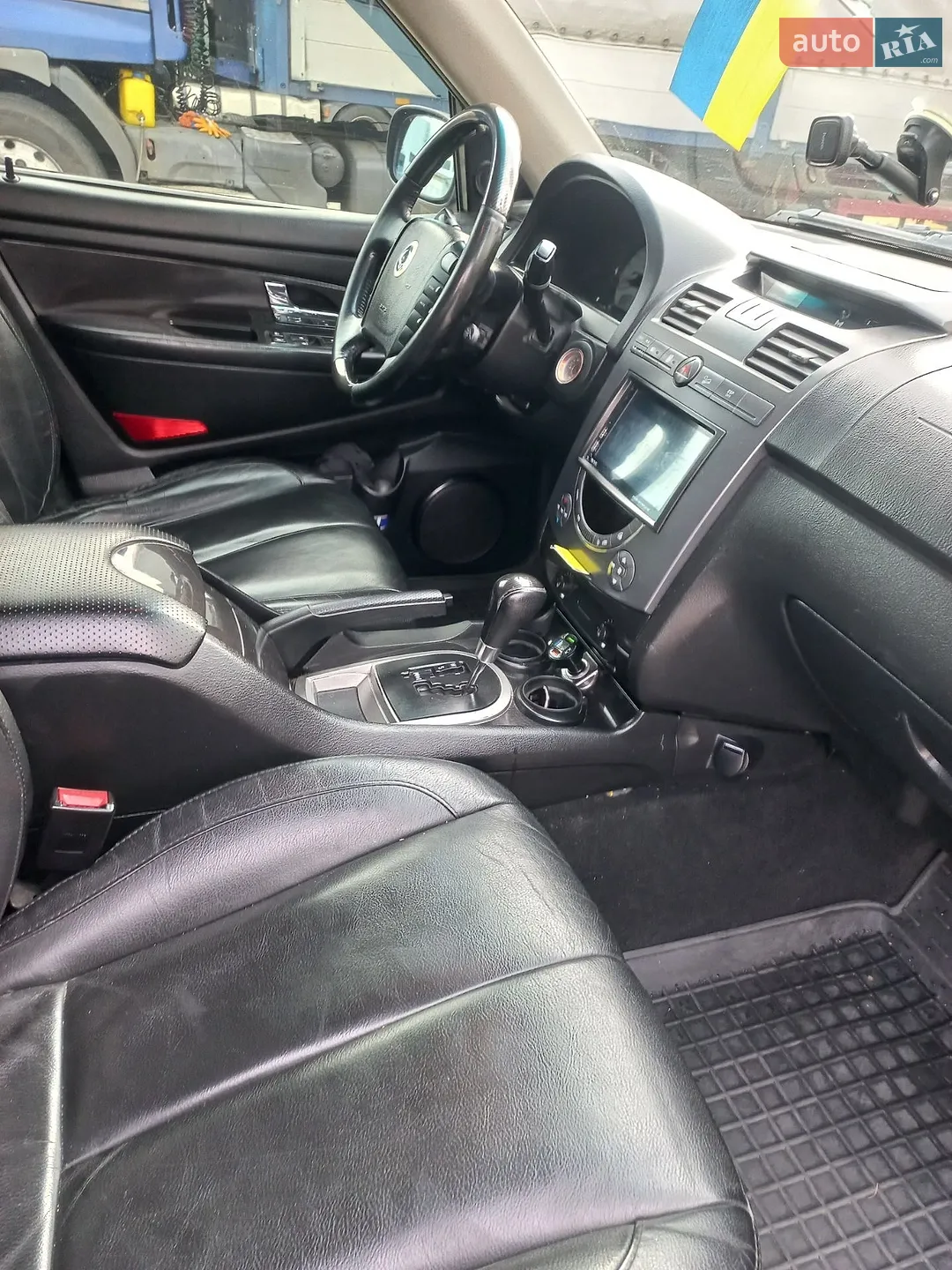 2011 SsangYong Rexton - мініатюра 10