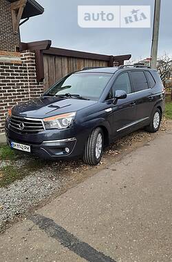 SsangYong Rodius 2015