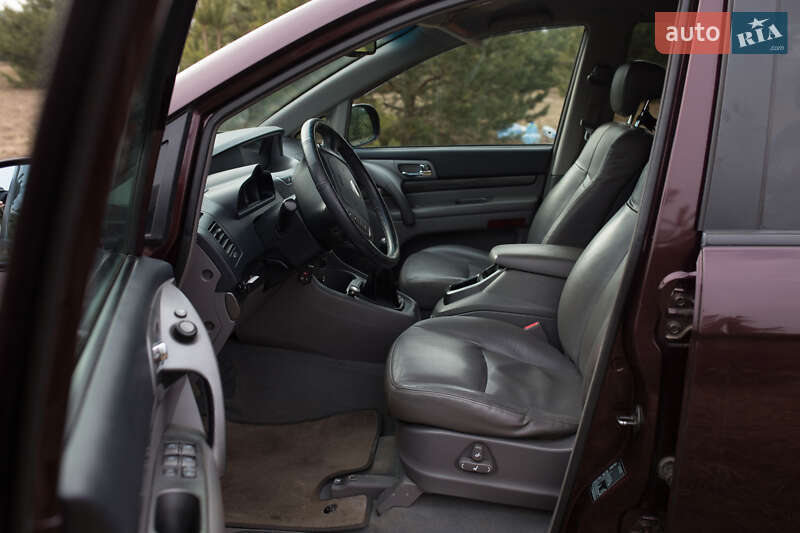 Минивэн SsangYong Rodius 2014 в Славуте фото 13 Минивэн SsangYong Rodius 2014 в Славуте