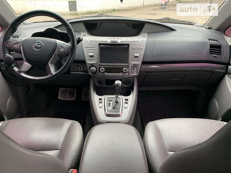 Мінівен SsangYong Rodius 2015 в Черкасах