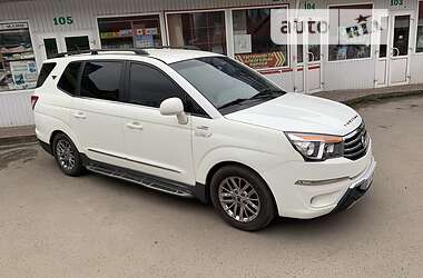 SsangYong Rodius 2015