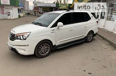 Минивэн SsangYong Rodius 2015 в 