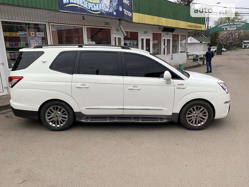 Мінівен SsangYong Rodius 2015 в Черкасах