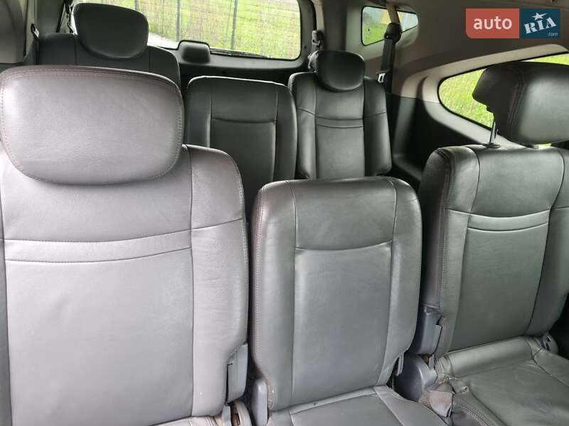 Минивэн SsangYong Rodius 2008 в Львове