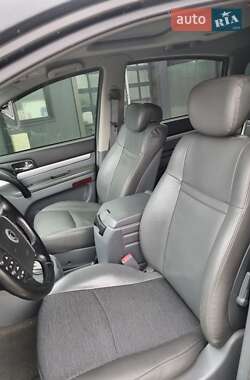 Минивэн SsangYong Rodius 2008 в 