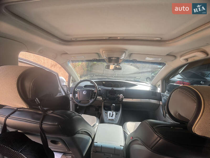 Минивэн SsangYong Rodius 2008 в Кривом Роге фото 17 Минивэн SsangYong Rodius 2008 в Кривом Роге