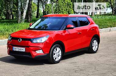 Внедорожник / Кроссовер SsangYong Tivoli 2016 в Житомире