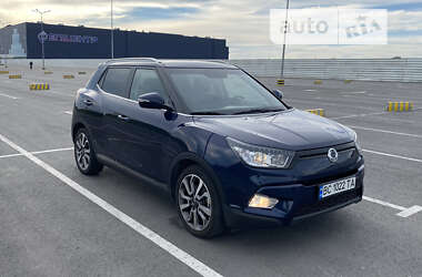 Внедорожник / Кроссовер SsangYong Tivoli 2015 в 
