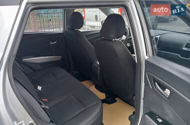 Внедорожник / Кроссовер SsangYong Tivoli 2016 в 