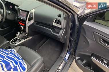 Внедорожник / Кроссовер SsangYong Tivoli 2015 в 