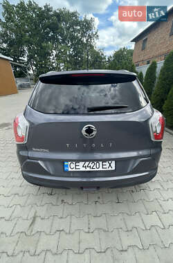 Внедорожник / Кроссовер SsangYong Tivoli 2015 в 