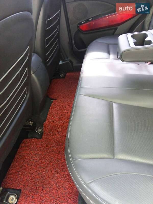 Внедорожник / Кроссовер SsangYong Tivoli 2017 в Черкассах фото 39 Внедорожник / Кроссовер SsangYong Tivoli 2017 в Черкассах