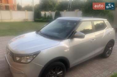 Внедорожник / Кроссовер SsangYong Tivoli 2015 в 