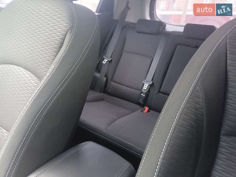 Внедорожник / Кроссовер SsangYong Tivoli 2017 в Черкассах