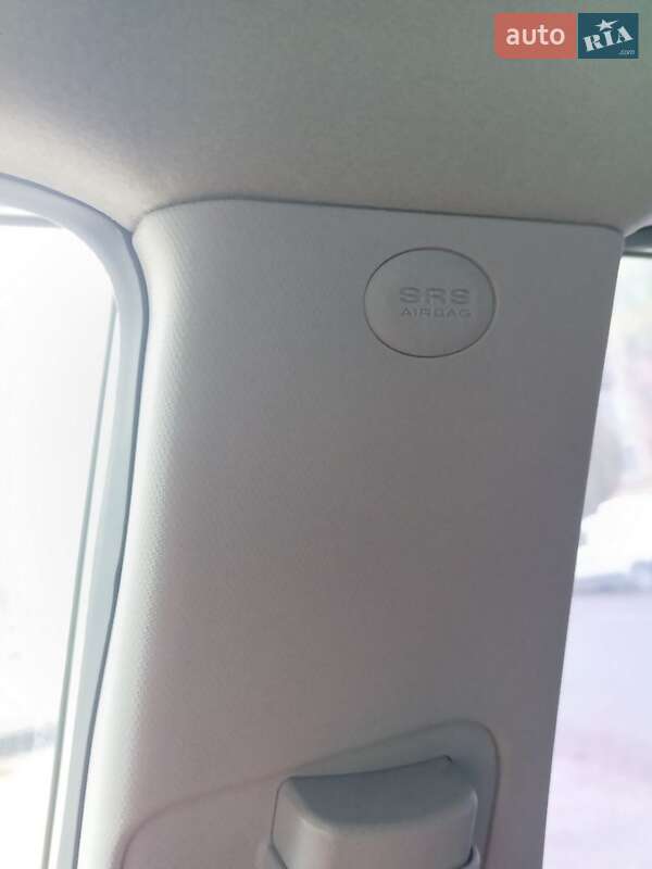 Внедорожник / Кроссовер SsangYong Tivoli 2017 в Черкассах