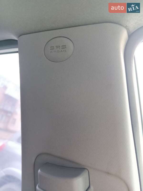 Внедорожник / Кроссовер SsangYong Tivoli 2017 в Черкассах