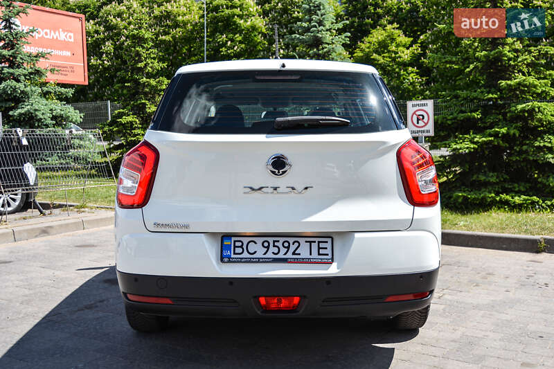 Позашляховик / Кросовер SsangYong XLV 2017 в Львові
