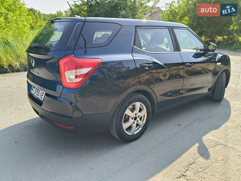 Внедорожник / Кроссовер SsangYong XLV 2016 в Ивано-Франковске