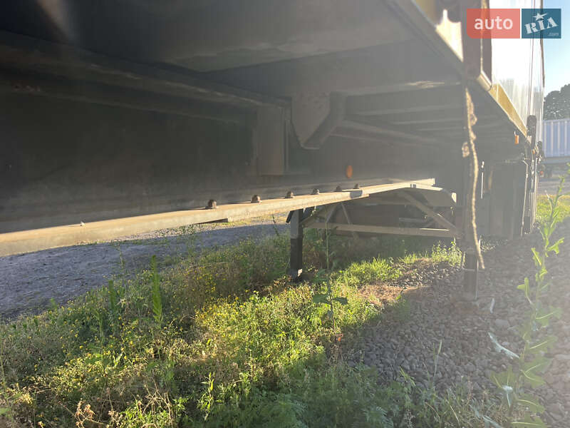 Зерновоз - напівпричіп STAS Alum 2004 в Львові