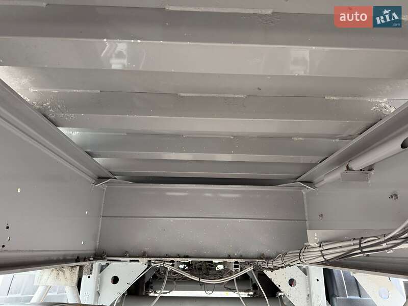 Самосвал полуприцеп STAS S300 2015 в Виннице