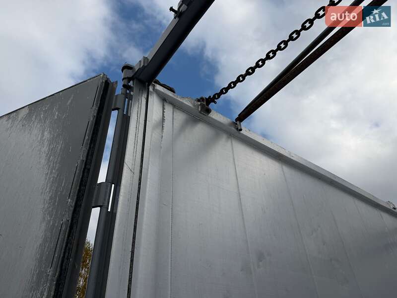 Самосвал полуприцеп STAS S300 2015 в Виннице