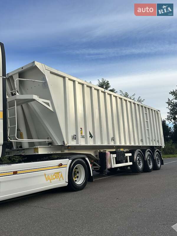Самоскид напівпричіп STAS S339CX 2005 в Бродах
